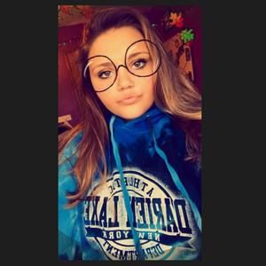 Meet your Posher, Haley